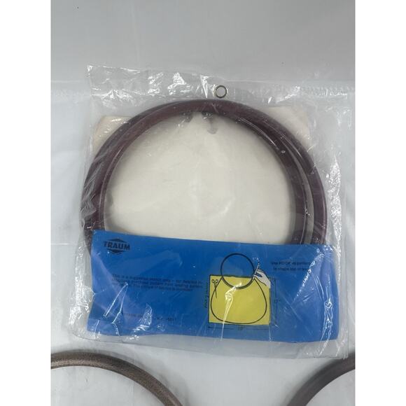 Traum Fibre Craft Purse Handles Hoop Craft Macrame Crochet Mixed Lot Vintage - Picture 4 of 4